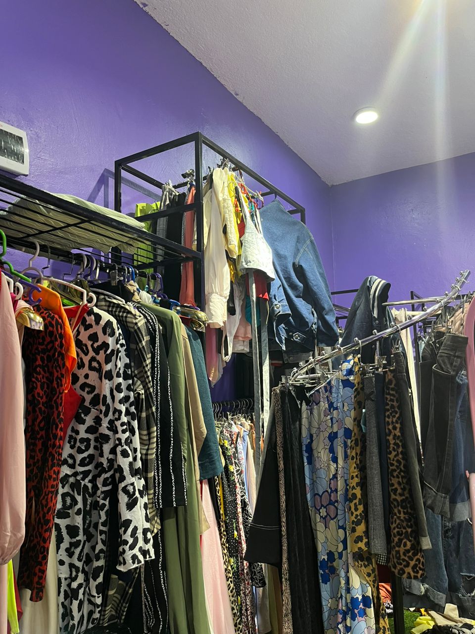 picture of inside boutique